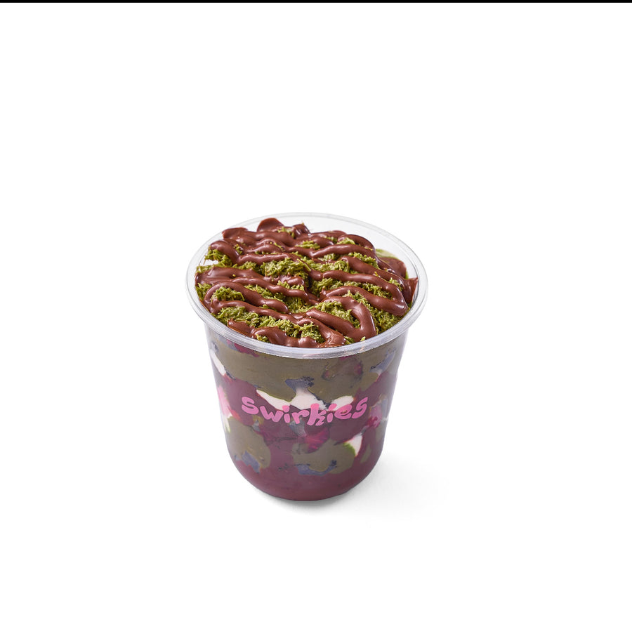 Strawberry Kunafa Pistachio Cup